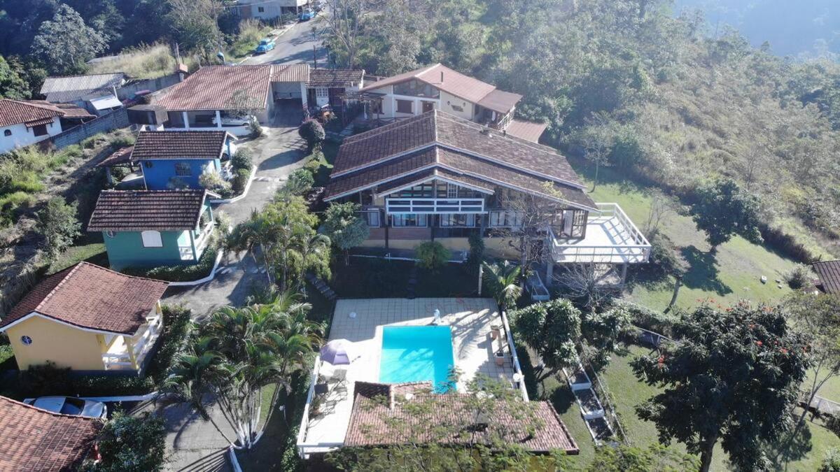 Chale Linda Vista *